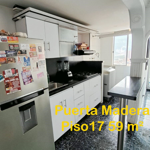 Apartamento 59m P17 Puerta Madera